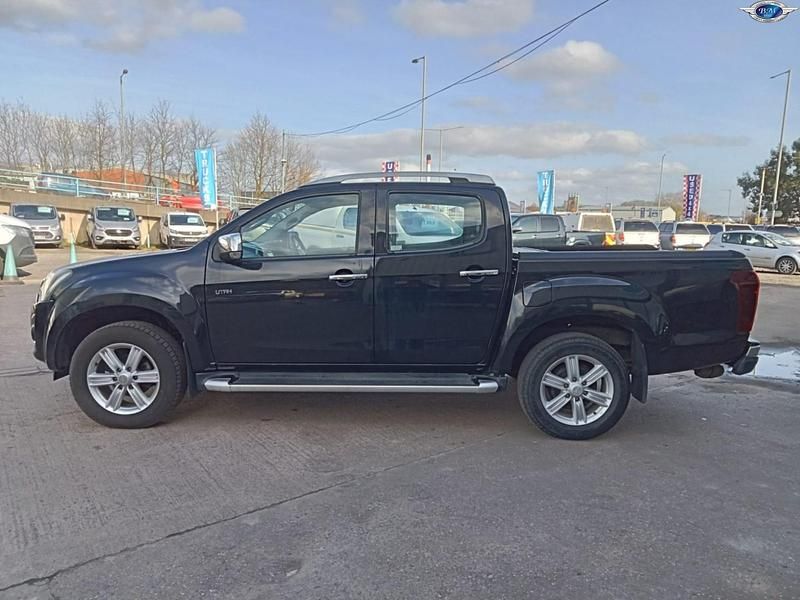 Used Isuzu D-Max 2018 Black Pickup