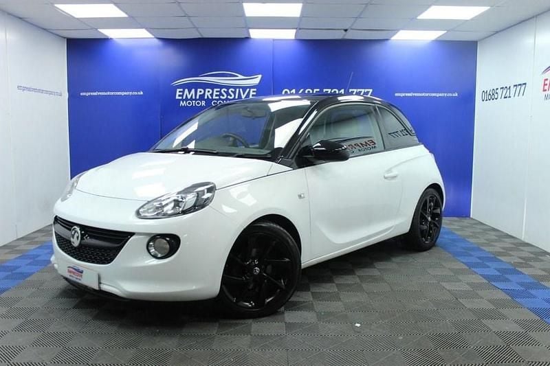 Used Vauxhall Adam S 70 HP (51 kW) 2018 White Hatchback