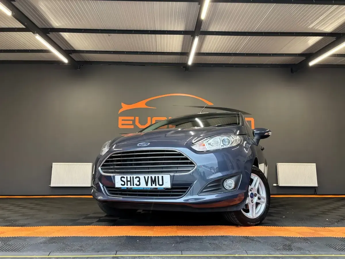 Used Ford Fiesta Zetec 2013 Grey Hatchback