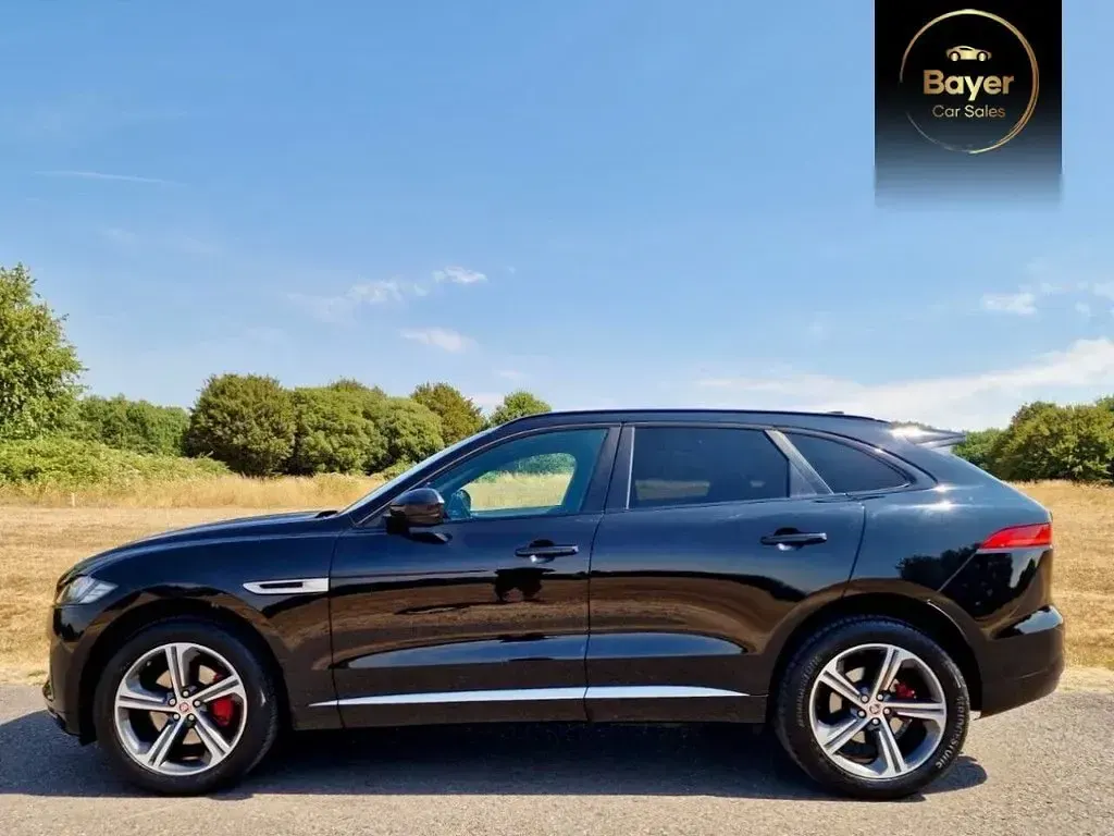 Used Jaguar F-Pace S 300 HP (220 kW) 2018 Black SUV