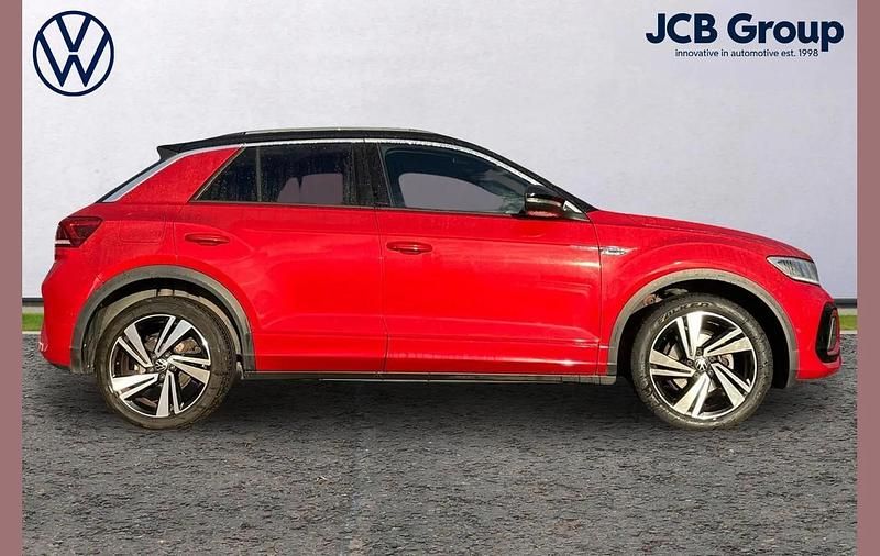 Used VW T-Roc R-line 150 HP (110 kW) 2024 Red SUV