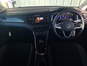 Used VW Taigo Life 95 HP (69 kW) 2023 Black SUV