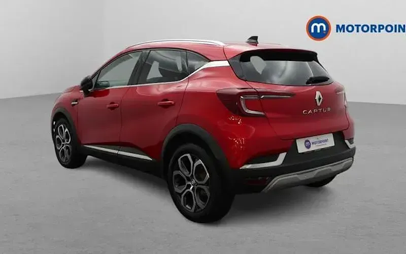 Used Renault Captur Techno 91 HP (66 kW) 2024 Red SUV