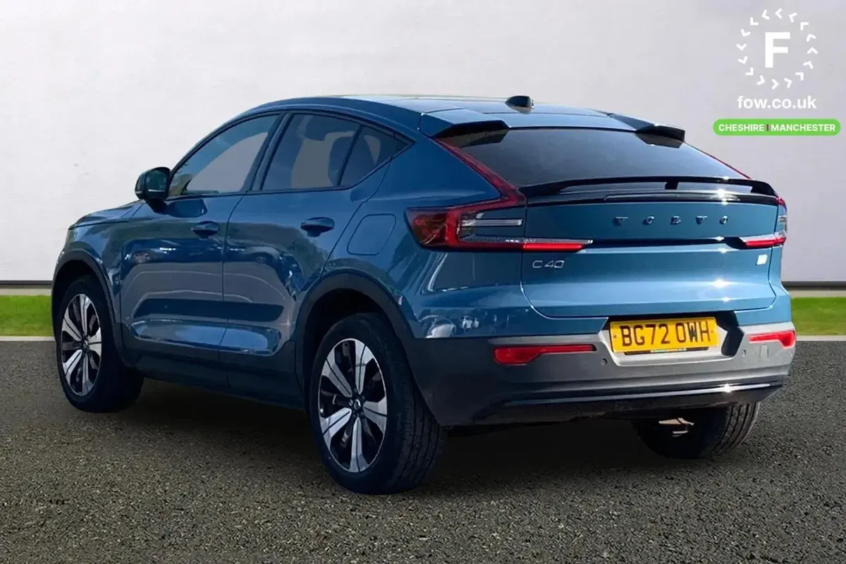 Usado Volvo C40 Core 169 kW (231 HP) 2022 Azul SUV