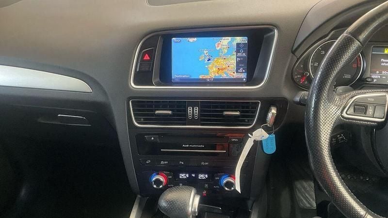 Used Audi Q5 S-line plus 2016 White SUV