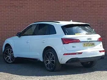 Used Audi Q5 Black Edition 265 HP (194 kW) 2024 White SUV