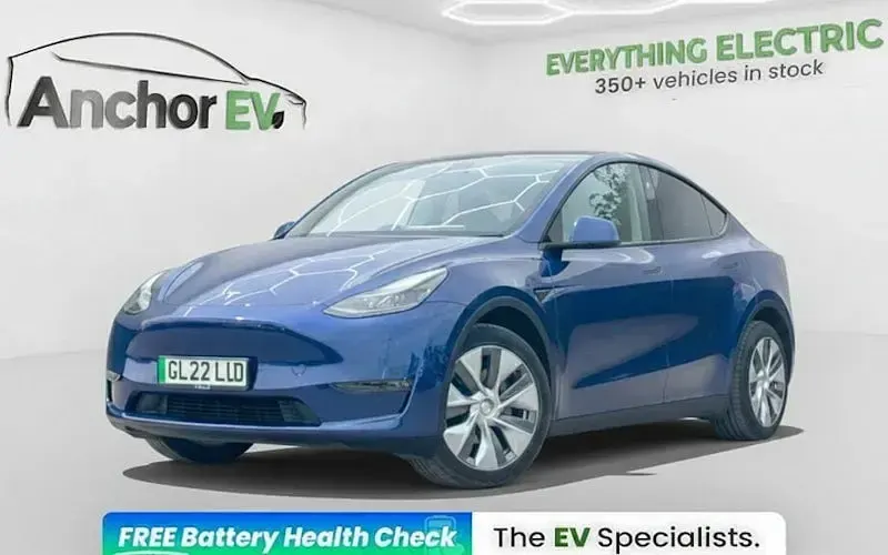 Used Tesla Model Y Long Range AWD 286 kW (389 HP) 2025 SUV
