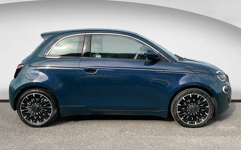 Used Fiat 500e La Prima 86 kW (118 HP) 2026 Hatchback