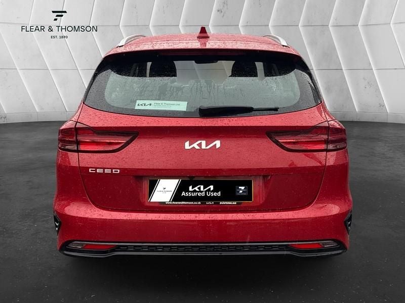 Used Kia Ceed 2024 Red Hatchback