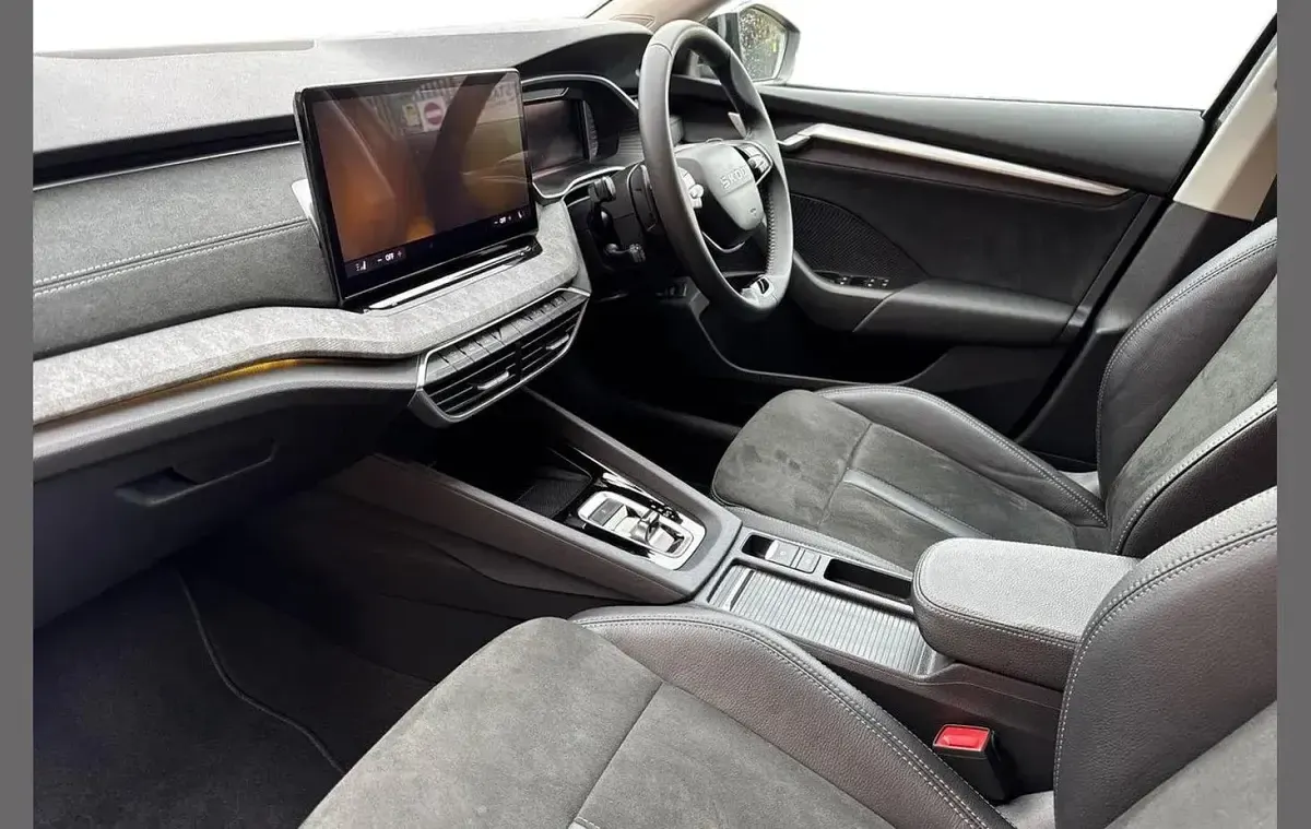 Used Skoda Octavia SE L 150 HP (110 kW) 2025 Black magic pearl effect Estate
