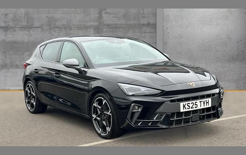 Used Cupra Leon 147 HP (108 kW) 2025 Black Hatchback