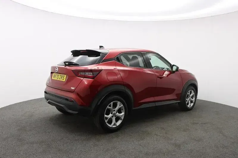 Used Nissan Juke N-Connecta 114 HP (83 kW) 2020 Red SUV