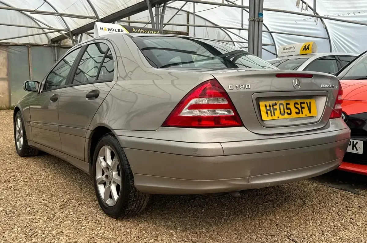 Used Mercedes C180 Classic 2005 Silver Sedan