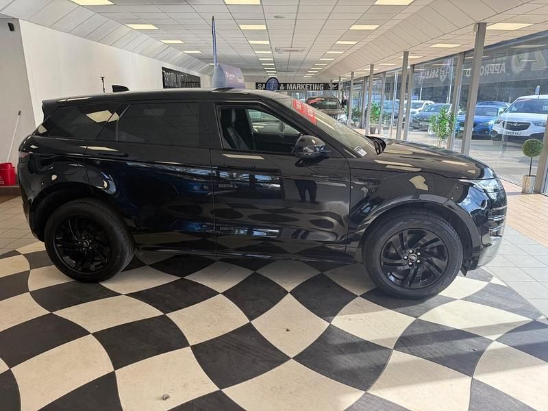 Used Land Rover Range Rover evoque R-Dynamic 150 HP (110 kW) 2019 Black SUV