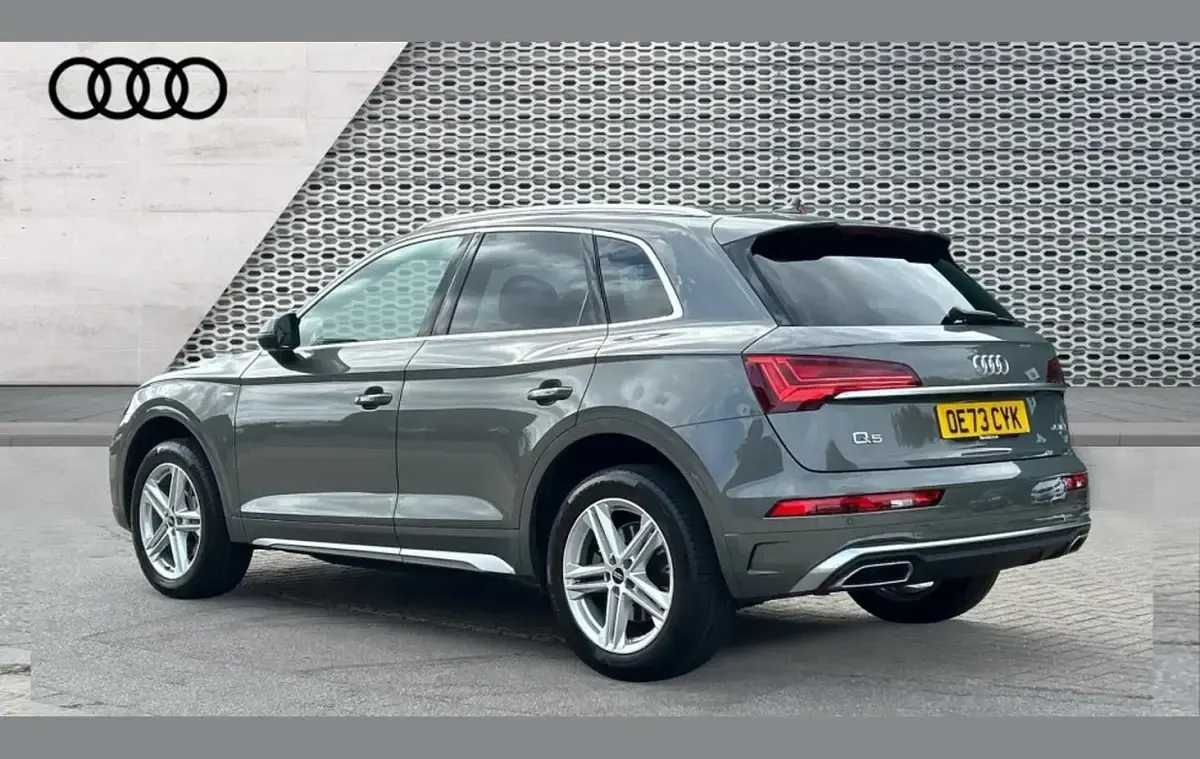 Used Audi Q5 S-Line 265 HP (194 kW) 2023 Grey SUV