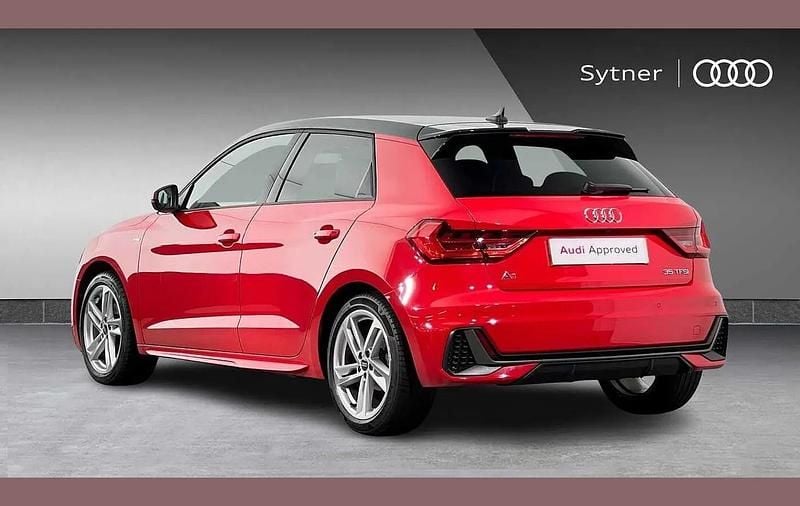 Usado Audi A1 S-Line 147 HP (108 kW) 2023 Vermelho SUV