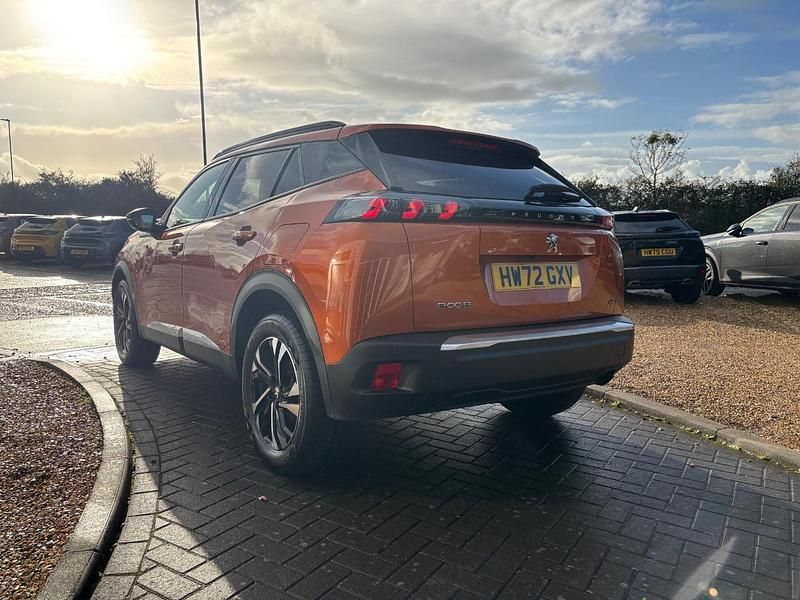 Used Peugeot 2008 Allure+ 100 HP (73 kW) 2022 Orange SUV