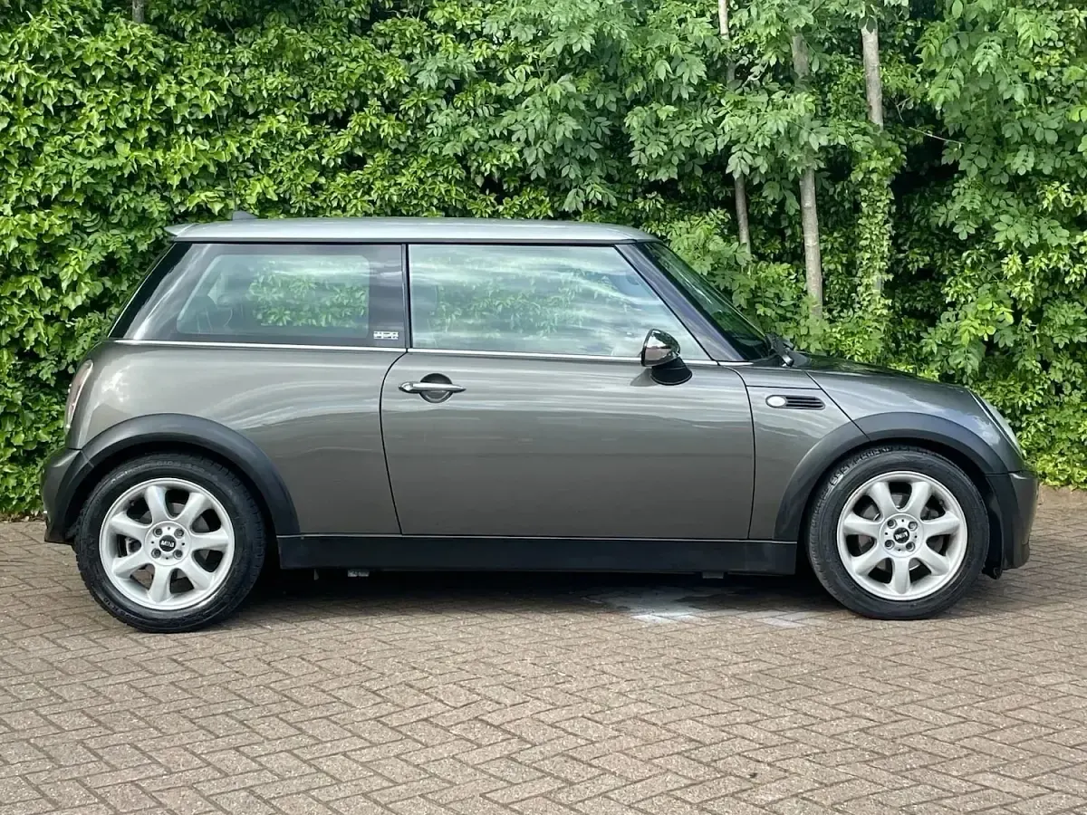 Used Mini Cooper Hatch 2006 Royal grey metallic Hatchback