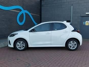 Begagnad Mazda 2 Center-Line 116 HK (85 kW) 2024 Vit Halvkombi