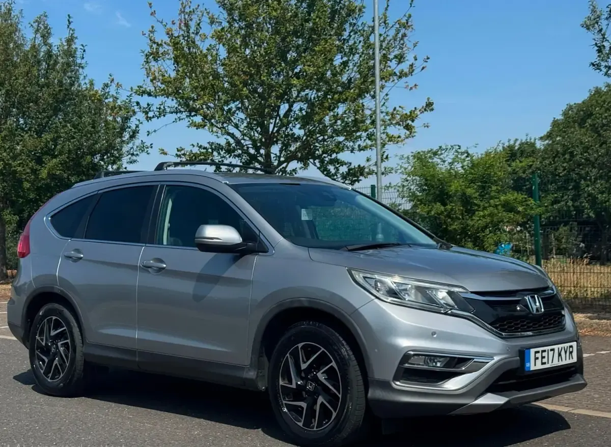 Used Honda CR-V SE Plus 2017 Silver SUV