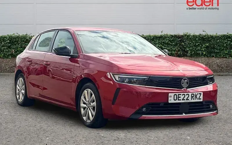 Used Vauxhall Astra Design Edition 110 HP (80 kW) 2025 Hatchback