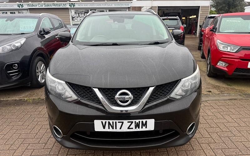 Used Nissan Qashqai Tekna 131 HP (96 kW) 2017 Black SUV