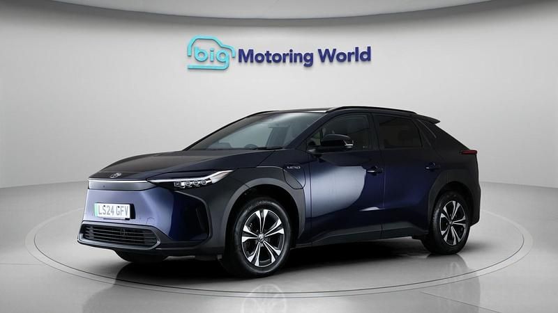 Used Toyota bZ4X 150 kW (204 HP) 2024 Blue SUV