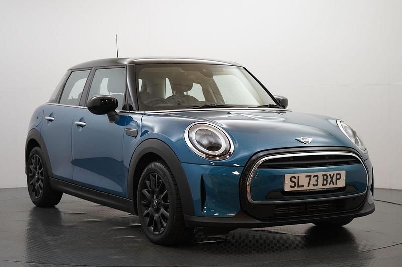 Blue Used 2023 Mini Cooper Classic Hatchback | £21,499 (Fair price) - Image 1/4