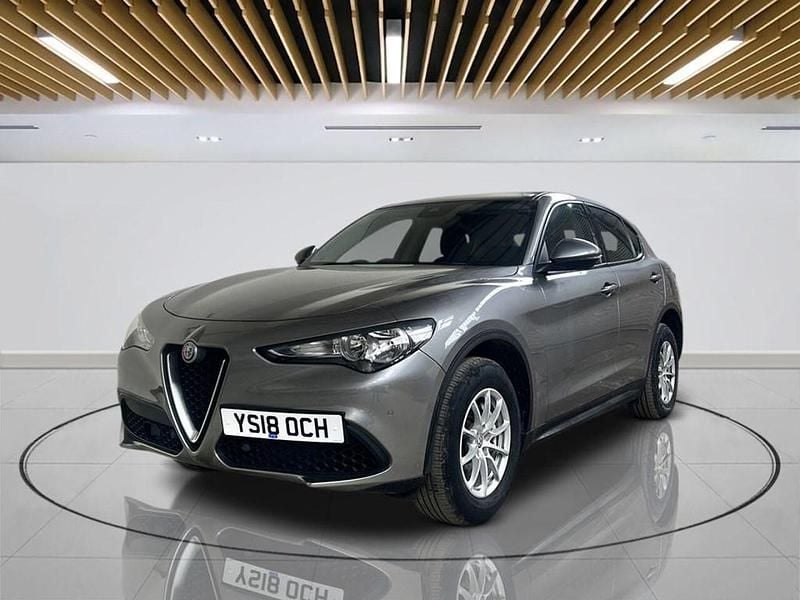 Used Alfa Romeo Stelvio 200 HP (147 kW) 2018 Grey SUV