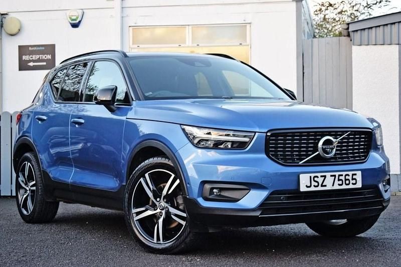 Used Volvo XC40 2018 Blue SUV