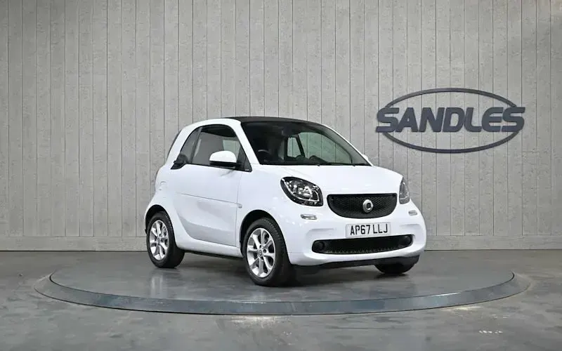 Begagnad Smart ForTwo Coupé Passion 71 HK (52 kW) 2017 Sportkupé