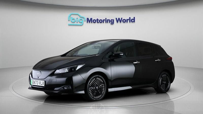 Used Nissan Leaf N-Connecta 110 kW (150 HP) 2023 Black Hatchback