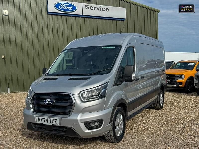 Begagnad Ford Transit Limited 165 HK (121 kW) 2024 Grå Van