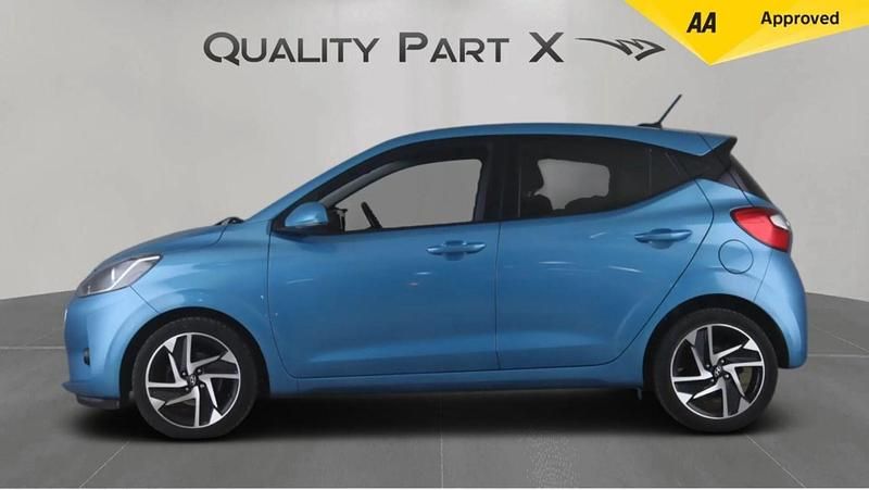 Used Hyundai i10 Premium 84 HP (61 kW) 2021 Turquoise Hatchback
