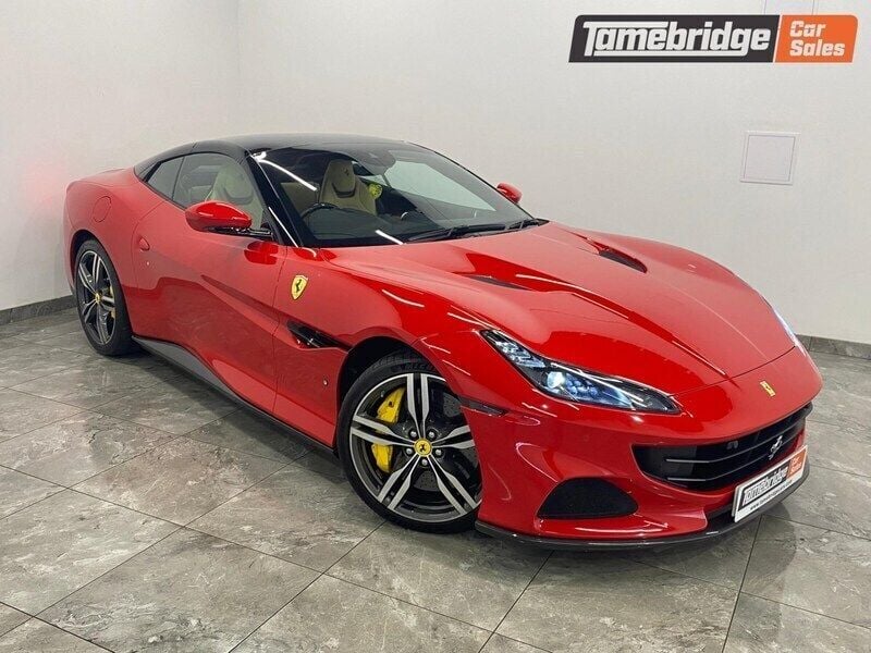 Red Used 2021 Ferrari Portofino Cabriolet | £164,990 - Image 1/4