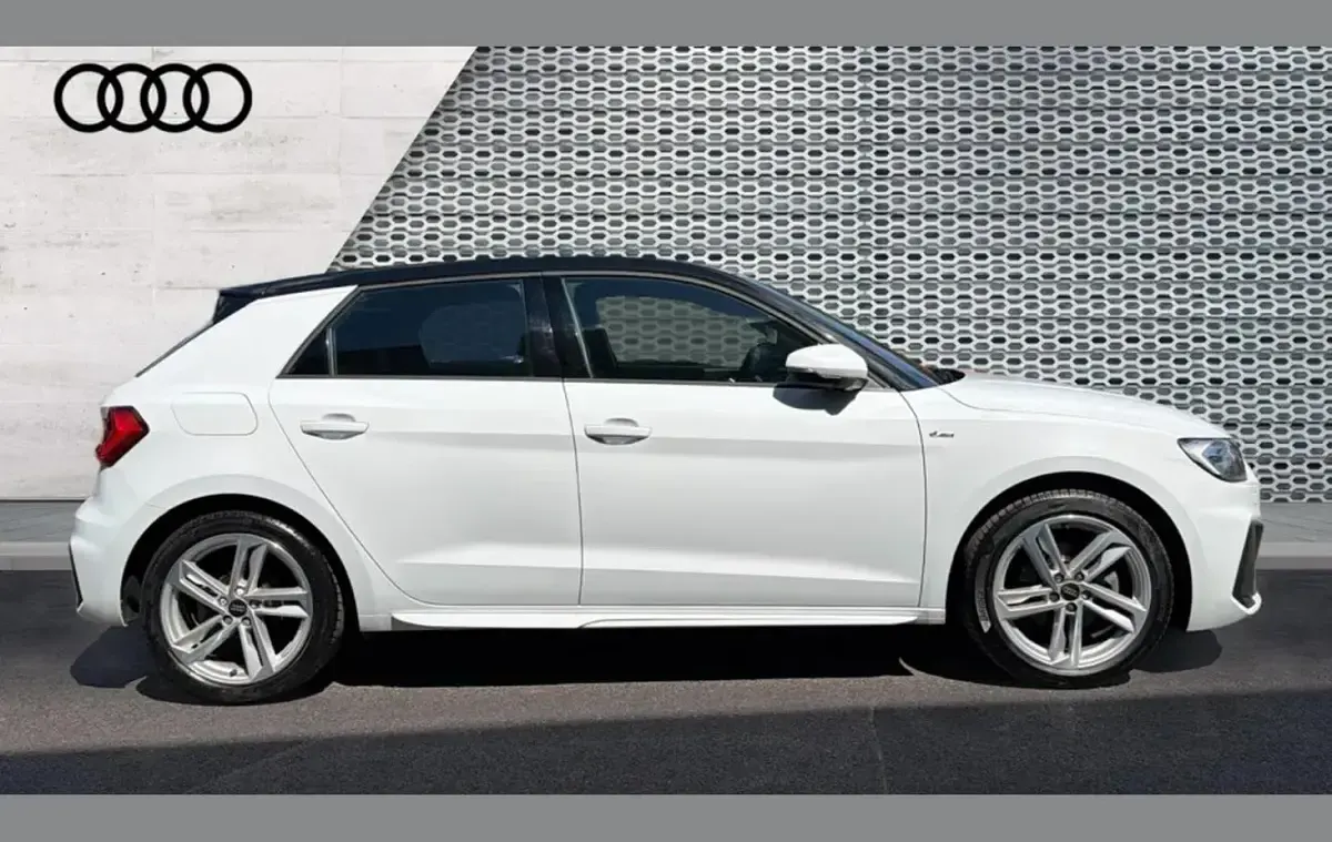 Used Audi A1 S-Line 147 HP (108 kW) 2022 White SUV