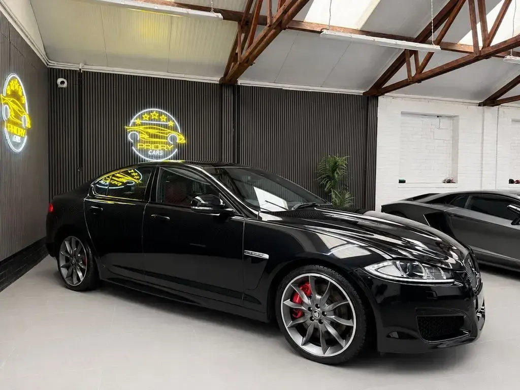 Used Jaguar XFR 510 HP (375 kW) 2012 Black Sedan