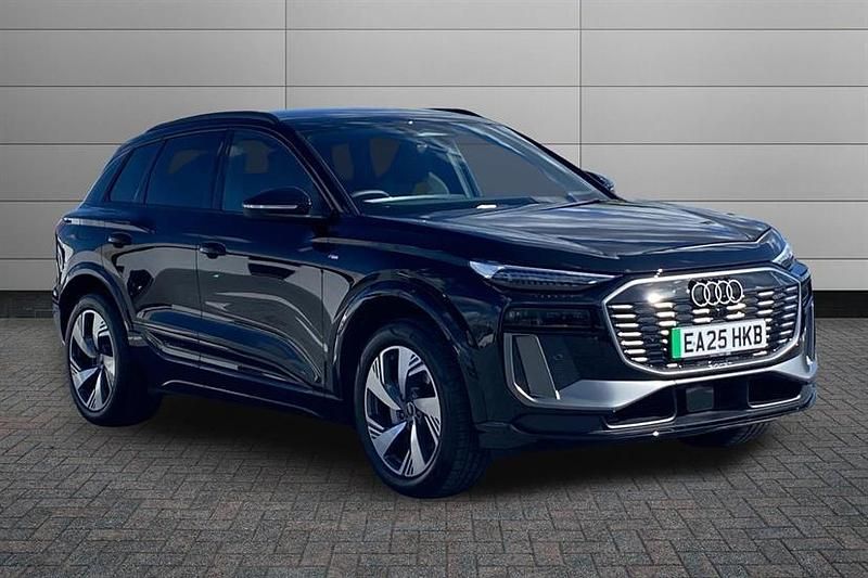 Mythos black Used 2025 Audi Q6 e-tron S-Line SUV | £53,995 (Fair price) - Image 1/4