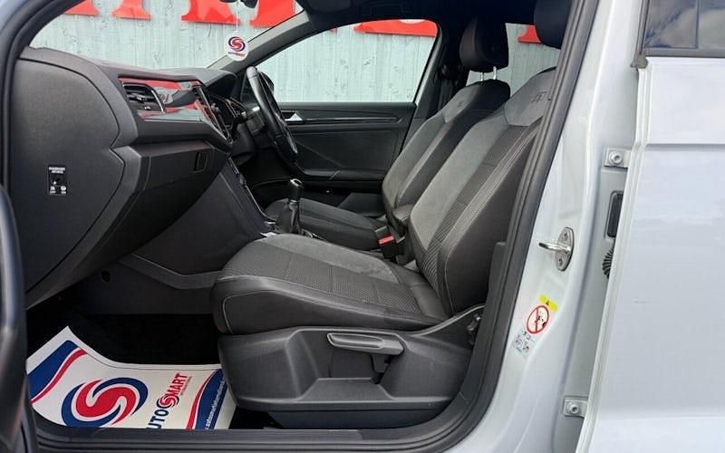 Used VW T-Roc R-line 116 HP (85 kW) 2019 SUV