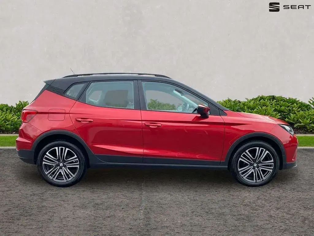 Used Seat Arona SE 94 HP (69 kW) 2022 Red SUV