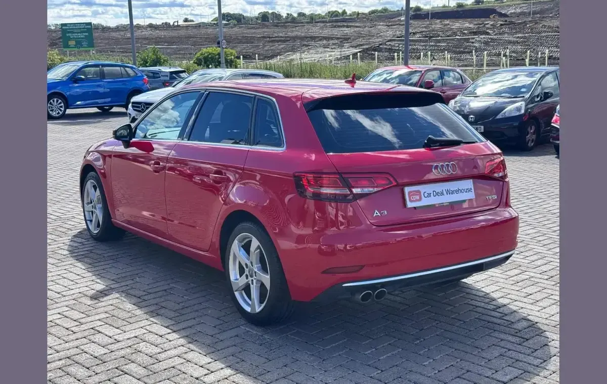 Used Audi A3 Sport 150 HP (110 kW) 2018 Red Sedan