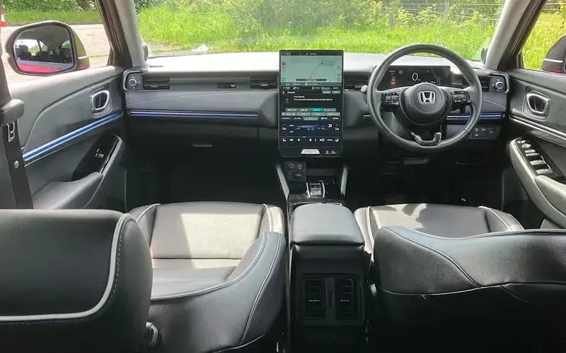 Käytetty Honda e:Ny1 Elegance 150 kW (204 HP) 2026 Katumaasturi