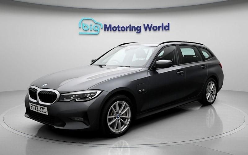 Used BMW 330e 292 HP (214 kW) 2022 Grey Estate