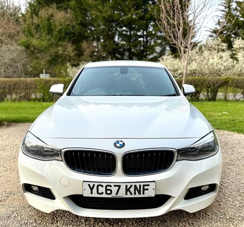 Used BMW 320 M Sport 2017 White Hatchback
