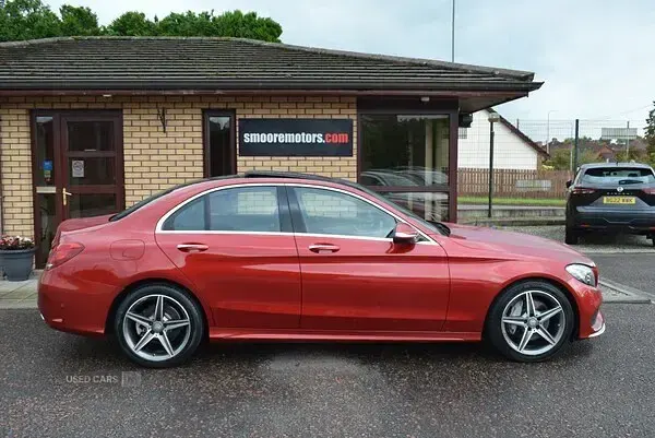 Used Mercedes C200 AMG Line Premium Plus 184 HP (135 kW) 2015 Red Sedan