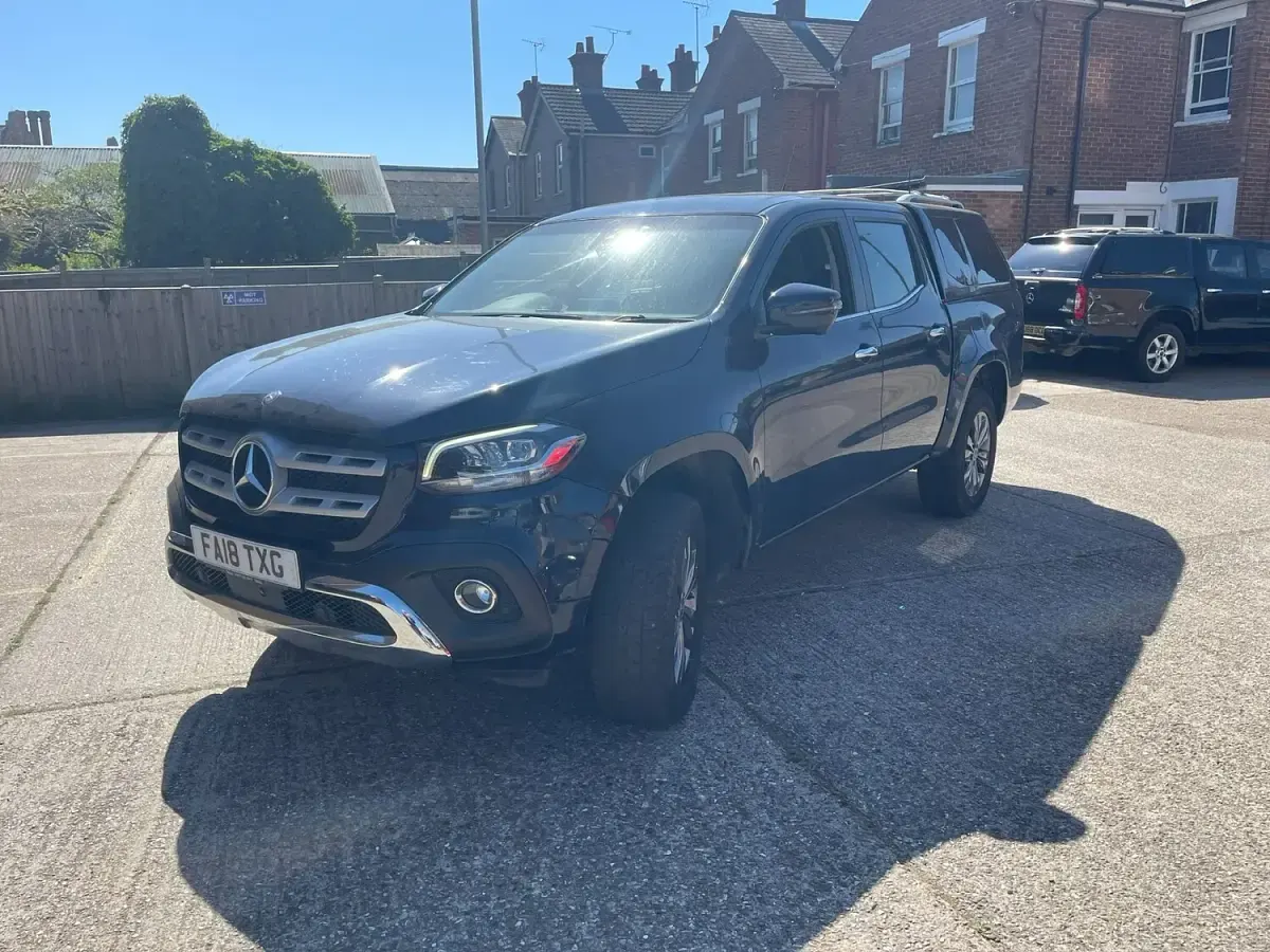 Used Mercedes X250 2018 Blue Pickup