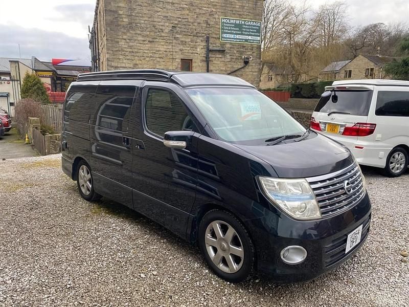 Used Nissan Elgrand 2004 Black MPV