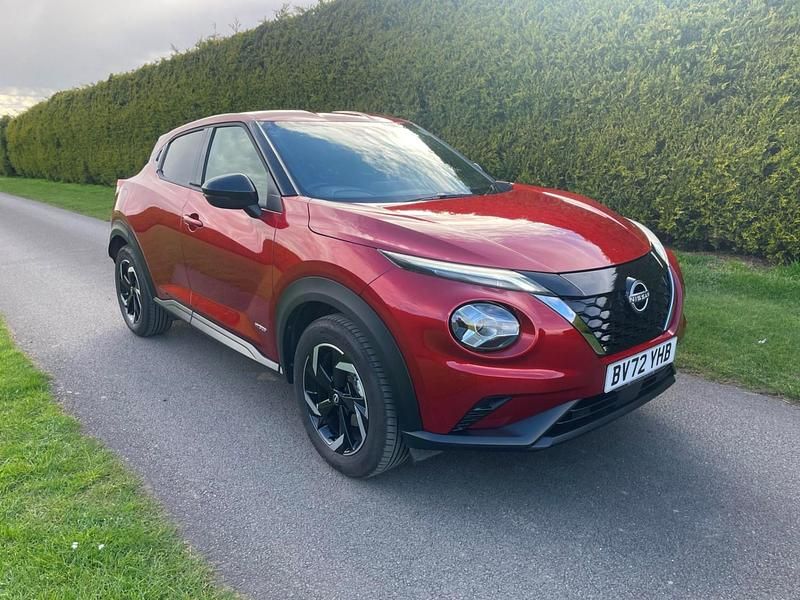 Red Used 2022 Nissan Juke N-Connecta SUV | £16,995 (Good price) - Image 1/3