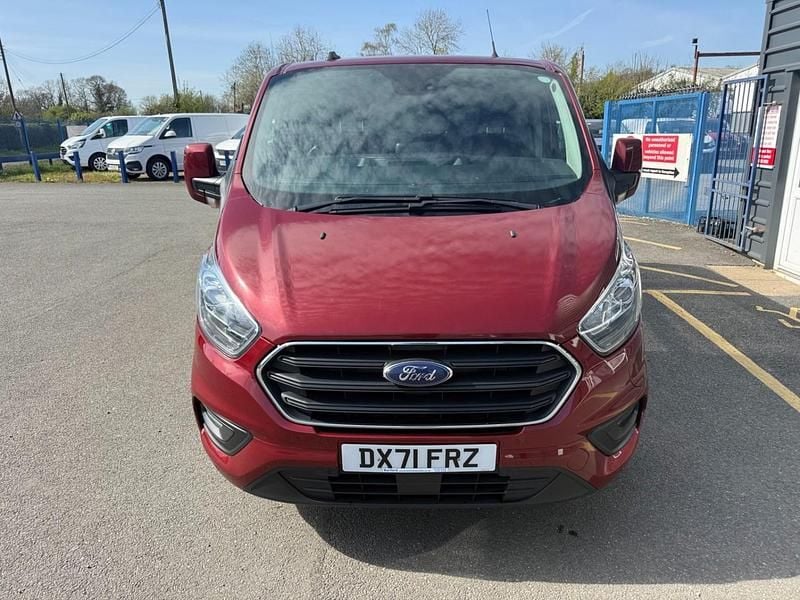 Used Ford Transit Custom Limited 126 HP (92 kW) 2021 Red Van