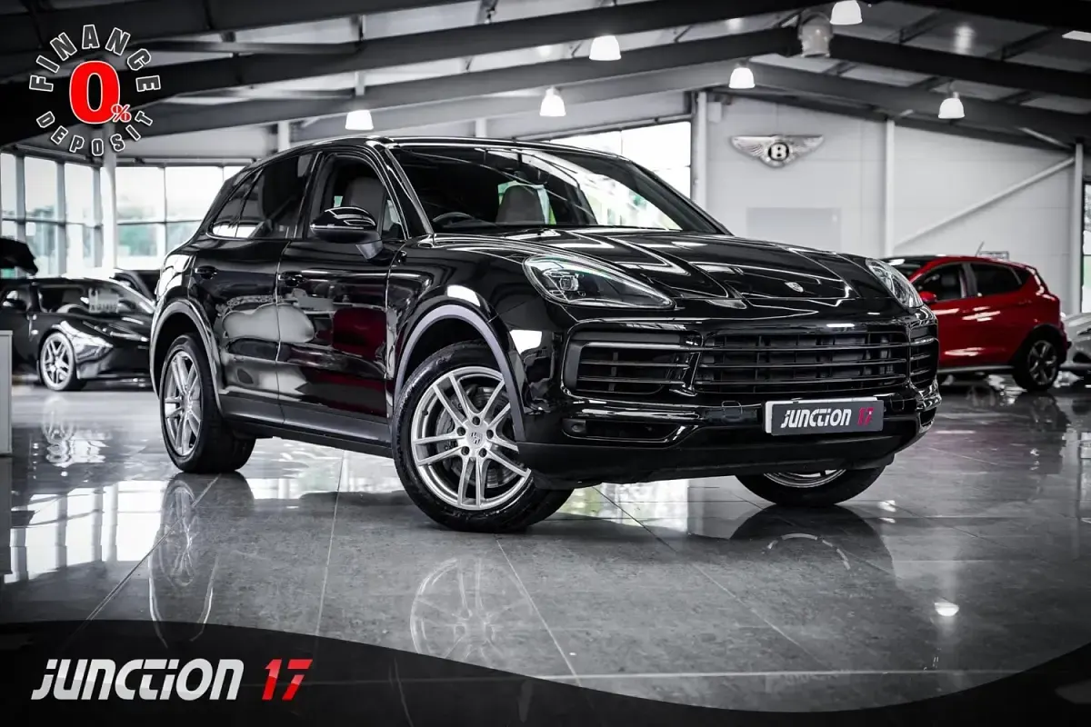 Begagnad Porsche Cayenne 440 HK (323 kW) 2018 Svart SUV